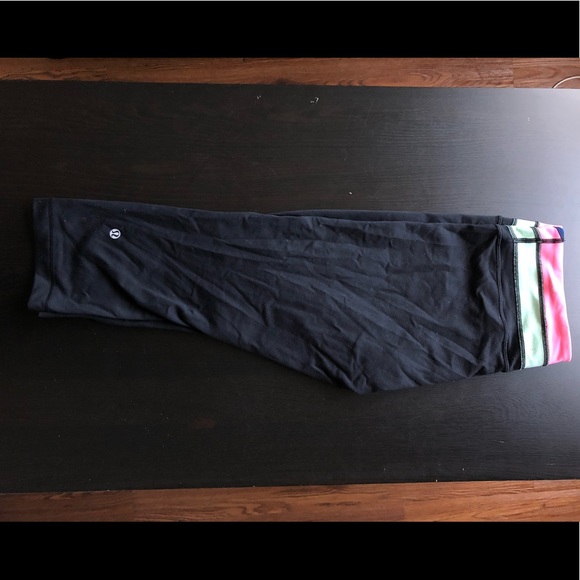 lululemon athletica Pants - Cropped lululemons lululemon athletica Pants - Cropped lululemons